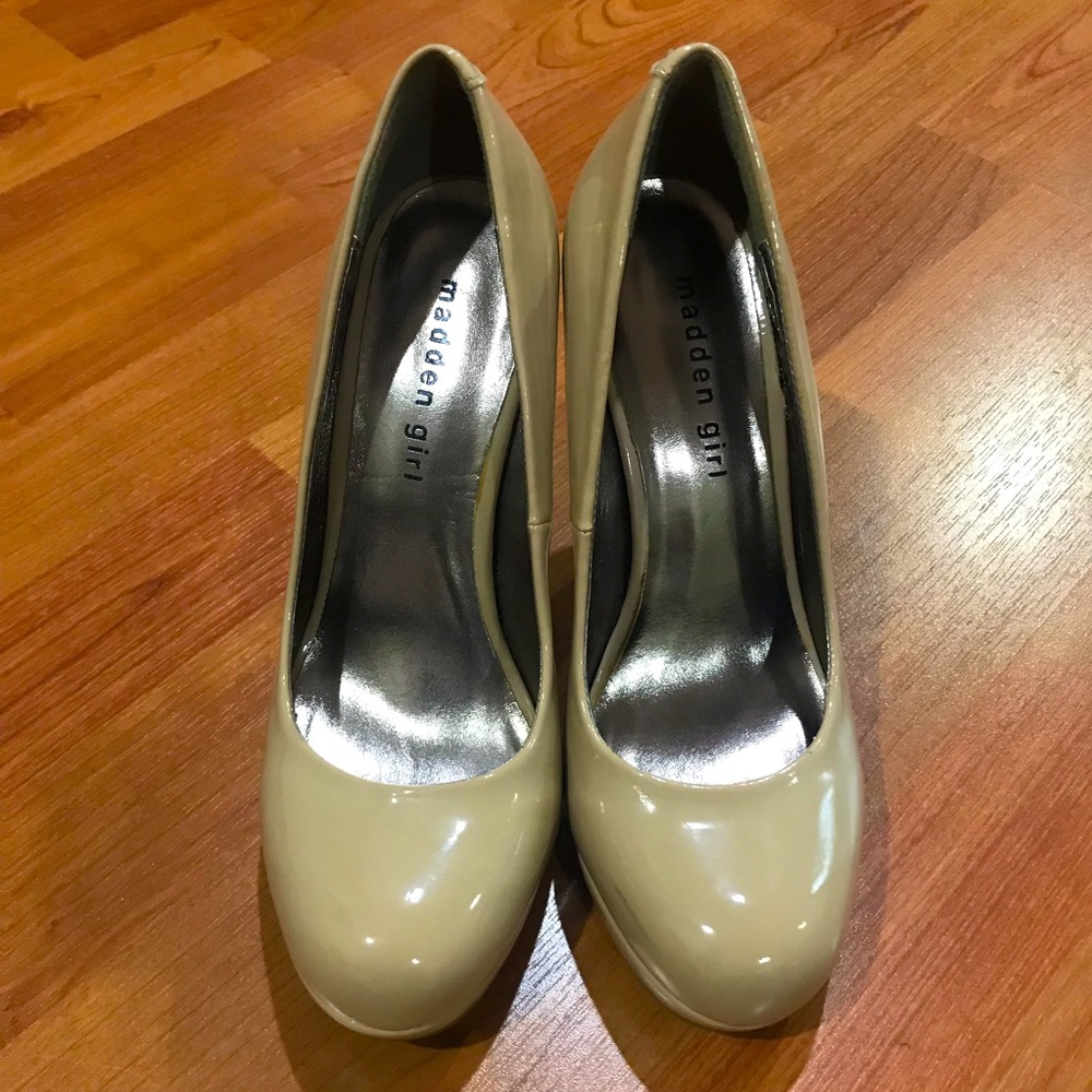 🤩LIKE NEW! Madden Girl | Nude Platform Heels 7.5